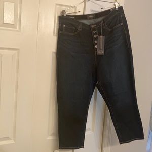 Sky High Skinny Crop